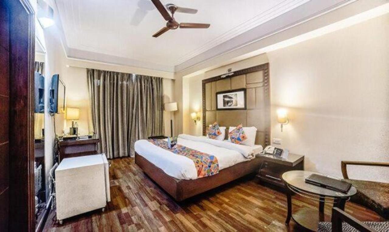 Fabhotel Bmk Grand New Delhi